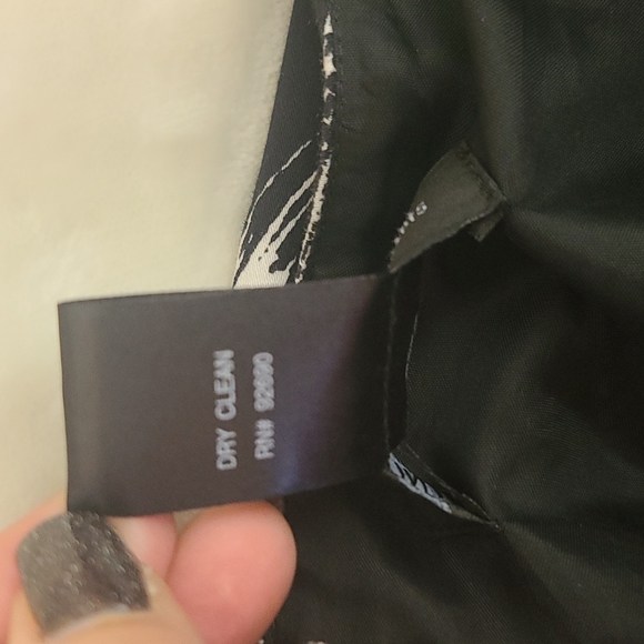 Plus size International Concepts black and white Swing skirt. - Picture 3 of 3